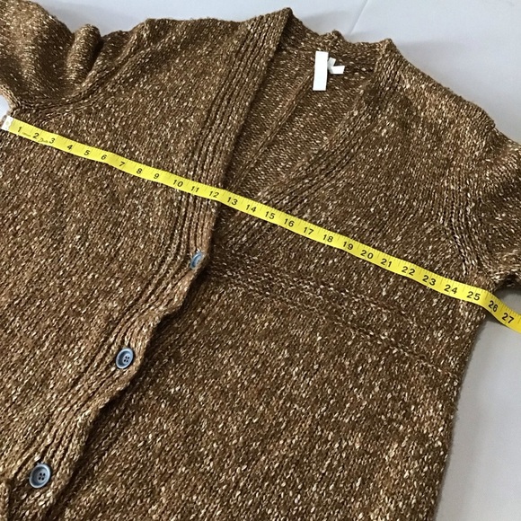 Woman’s Over-Size Brown Tan Cardigan Sweater - Picture 10 of 11